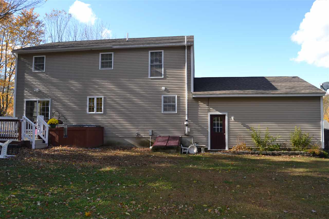 7 Katie Lane Rochester, NH 03868 - Photo 3 of 23