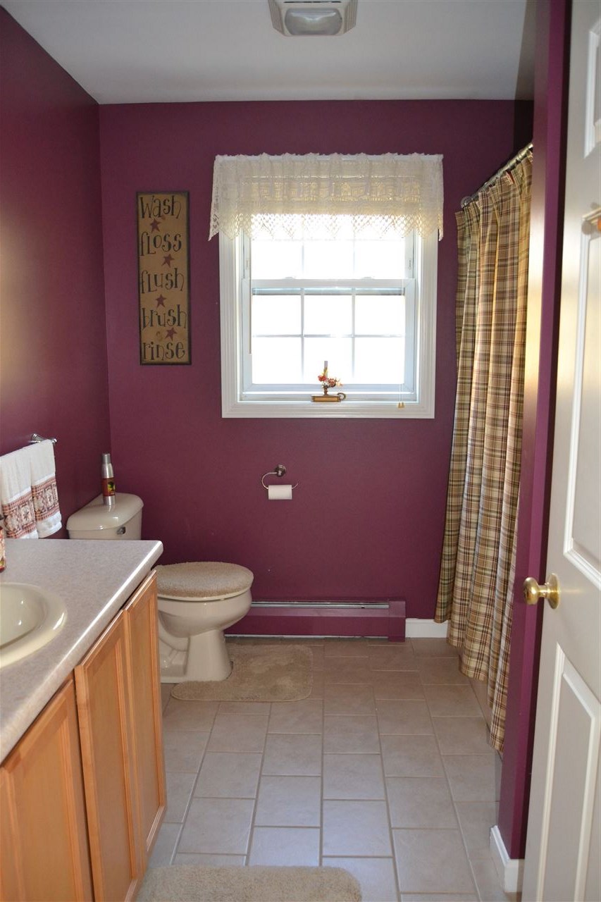 7 Katie Lane Rochester, NH 03868 - Photo 21 of 23