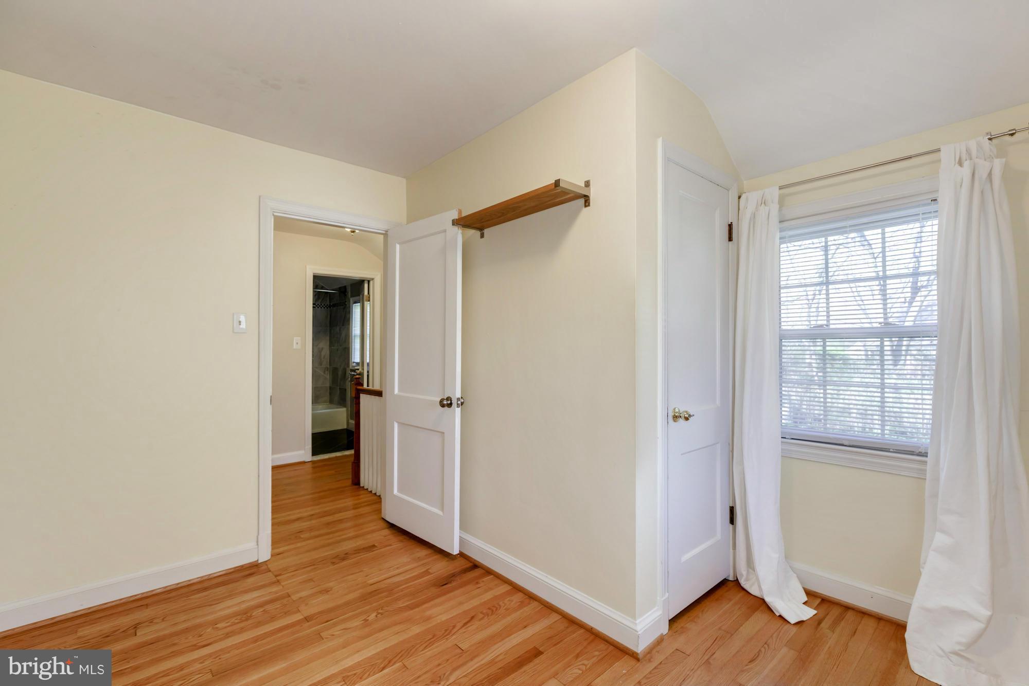 5910 Grayson Street Springfield, VA 22150 - Photo 20 of 30 Bedroom