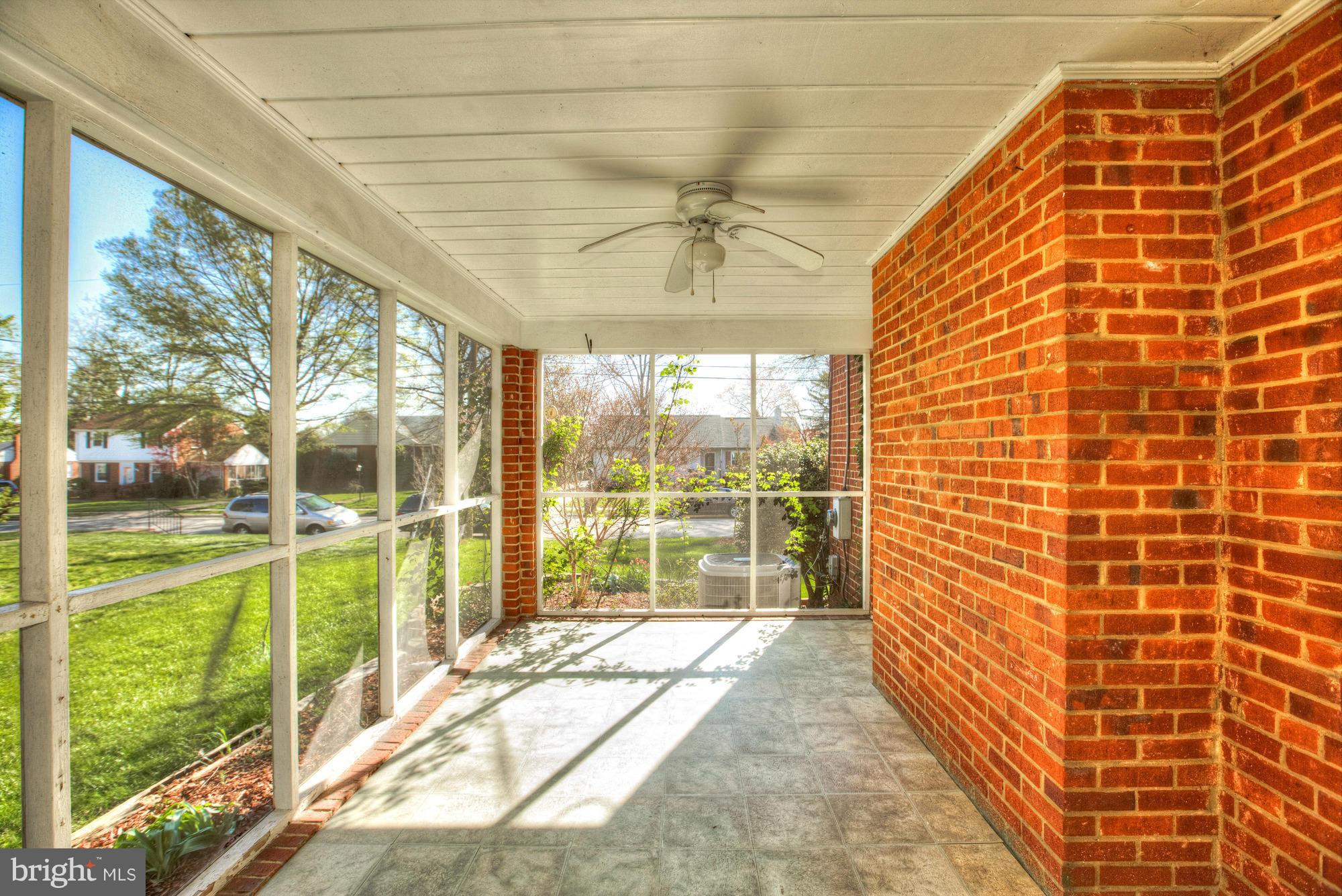 5910 Grayson Street Springfield, VA 22150 - Photo 26 of 30 Screened-in patio