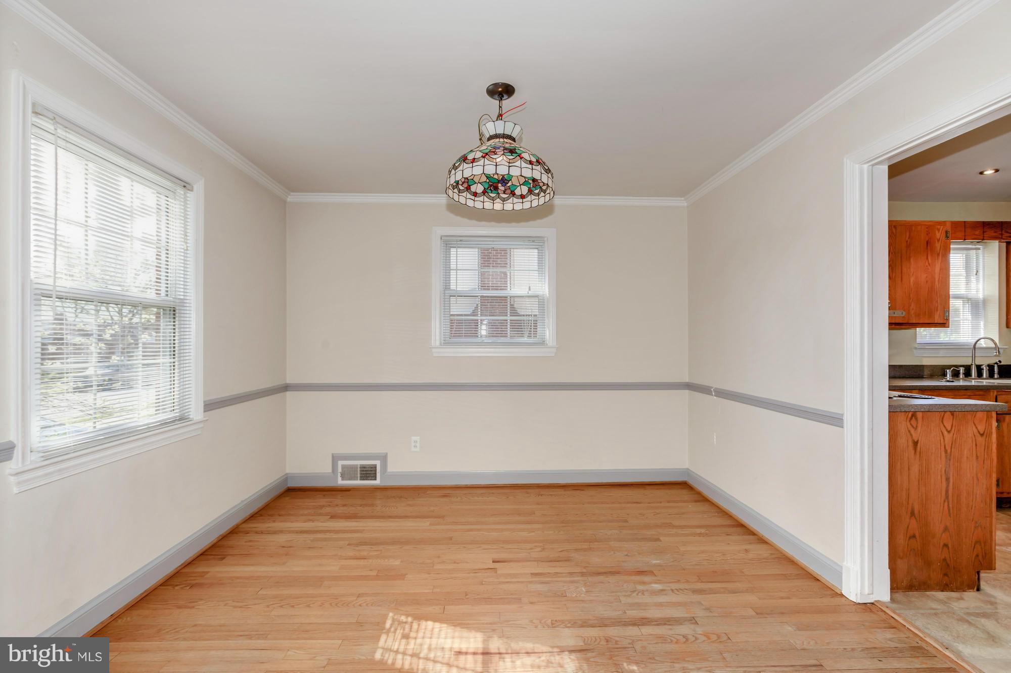 5910 Grayson Street Springfield, VA 22150 - Photo 10 of 30 Dining Room