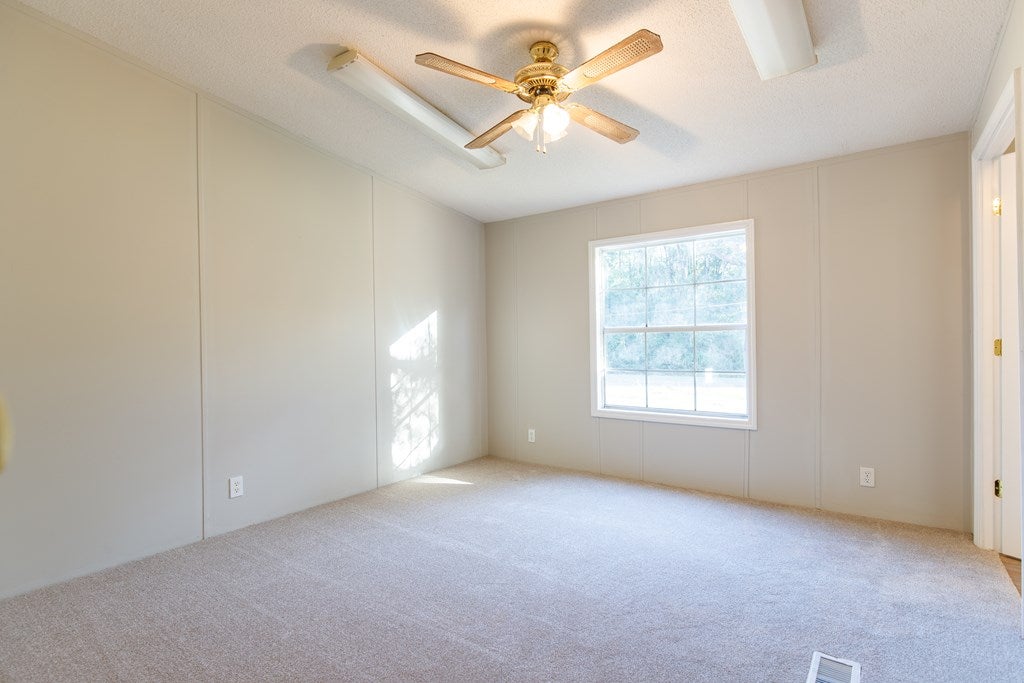 4375 Beaver Run Road Valdosta, GA 31601 - Photo 11 of 26 Gallery Image 11