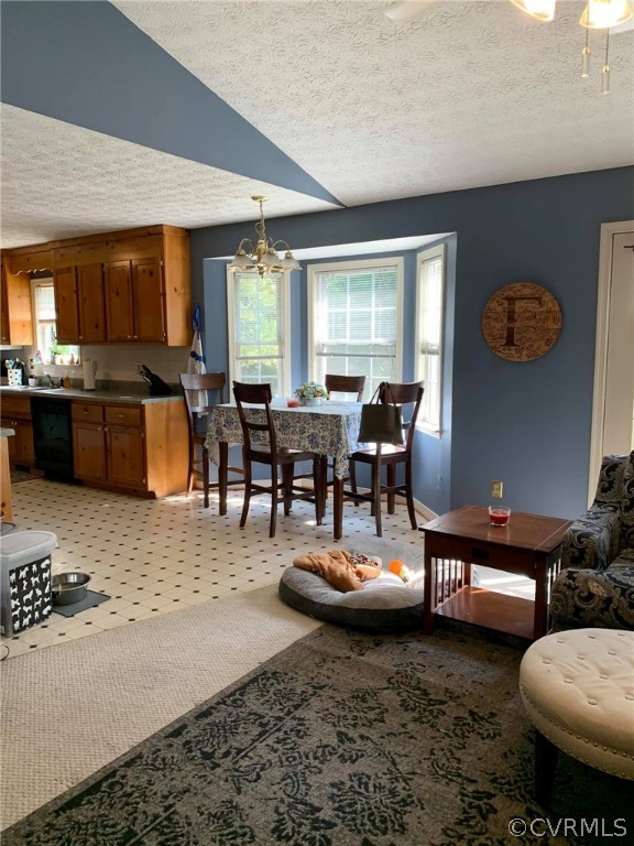 713 Reams Road Petersburg, VA 23805 - Photo 11 of 38 Gallery Image 11