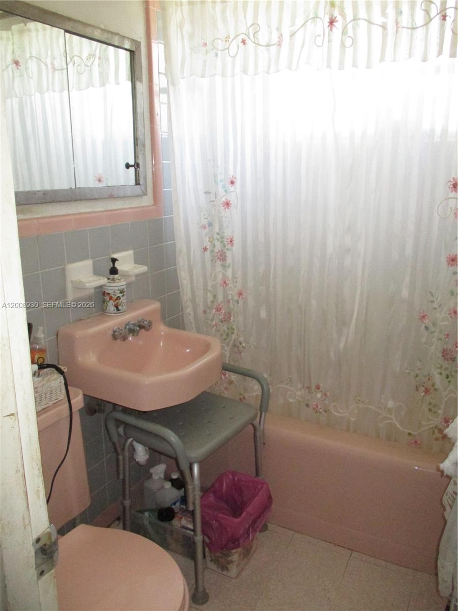 19311 Gulfstream Road Cutler Bay, FL 33157 - Photo 11 of 27 Gallery Image 11