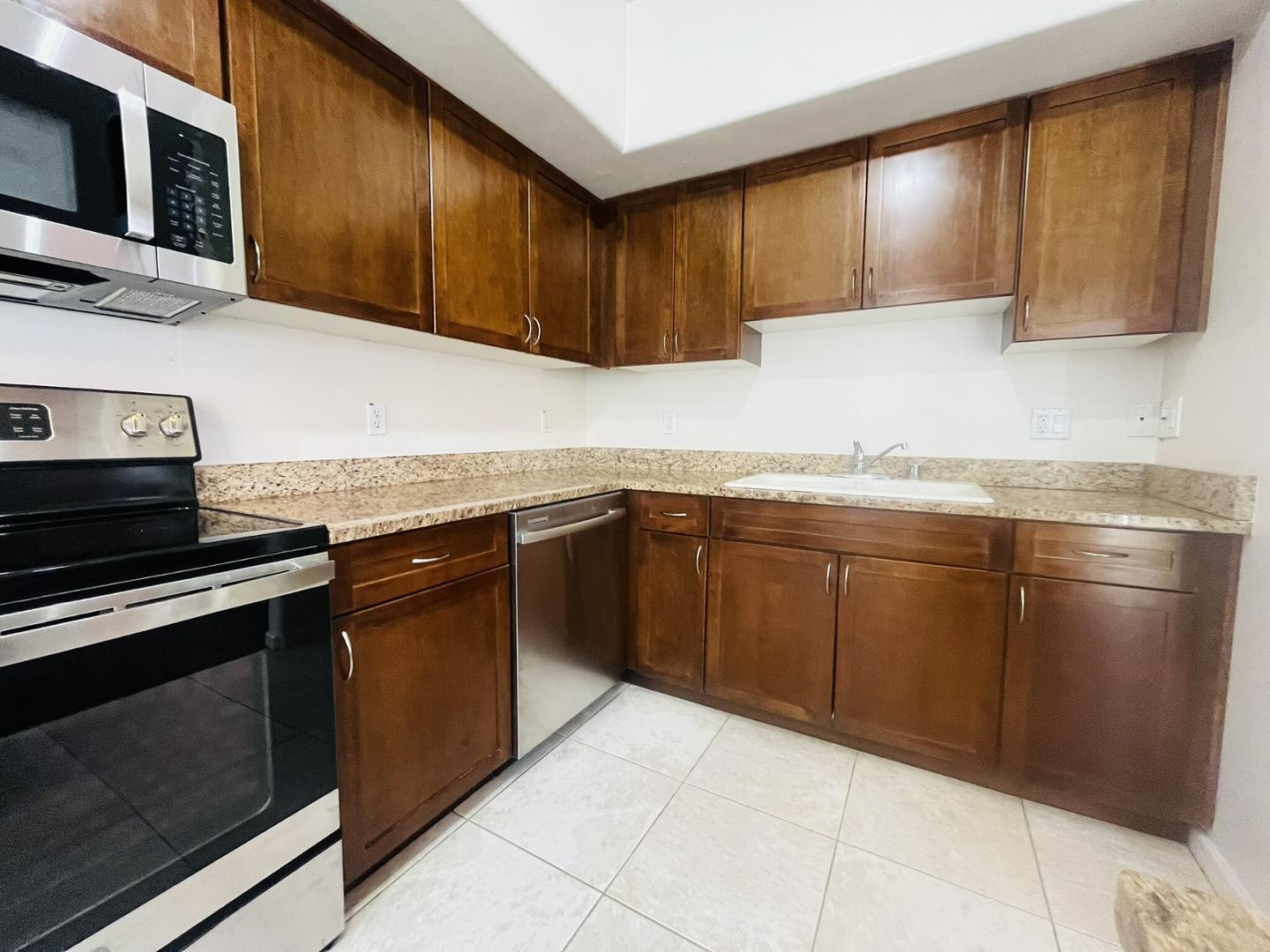 1920 East Bell Road, Unit 1139 Phoenix, AZ 85022 - Photo 13 of 34 Photo #13
