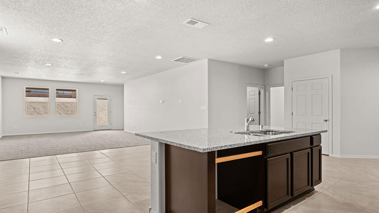 4229 Peakview Loop Northeast Rio Rancho, NM 87144 - Photo 3 of 26 Gallery Image 3
