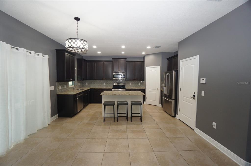 7303 South Shamrock Road Tampa, FL 33616 - Photo 9 of 33
