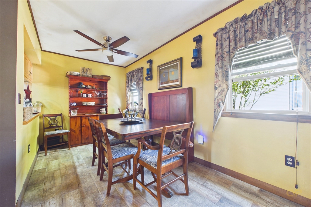 7 Wayne Street Fairhaven, MA 02719 - Photo 9 of 29