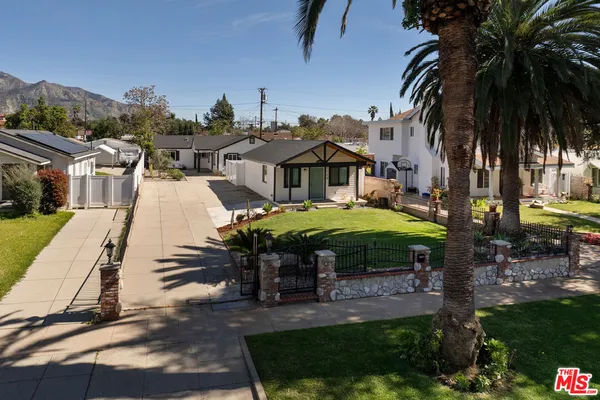 $1,535,000 | 2130 El Sereno Avenue, Altadena, CA 91001