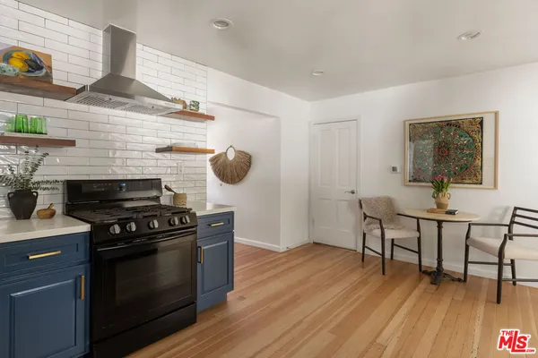 $1,535,000 | 2130 El Sereno Avenue, Altadena, CA 91001