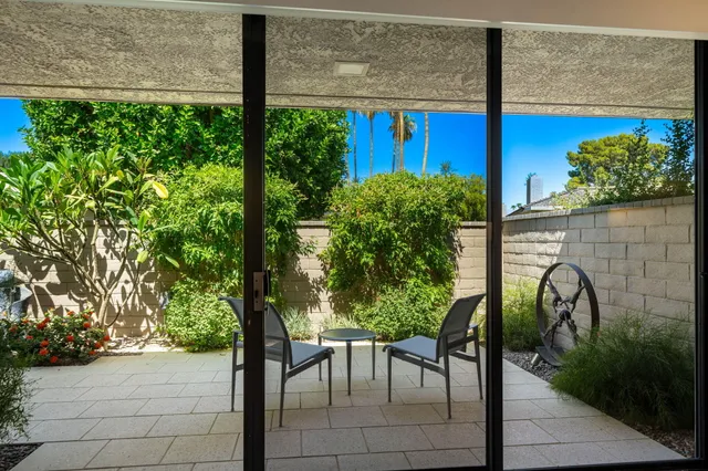 $1,235,000 | 7 Dartmouth Drive, Rancho Mirage, CA 92270