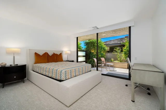 $1,235,000 | 7 Dartmouth Drive, Rancho Mirage, CA 92270