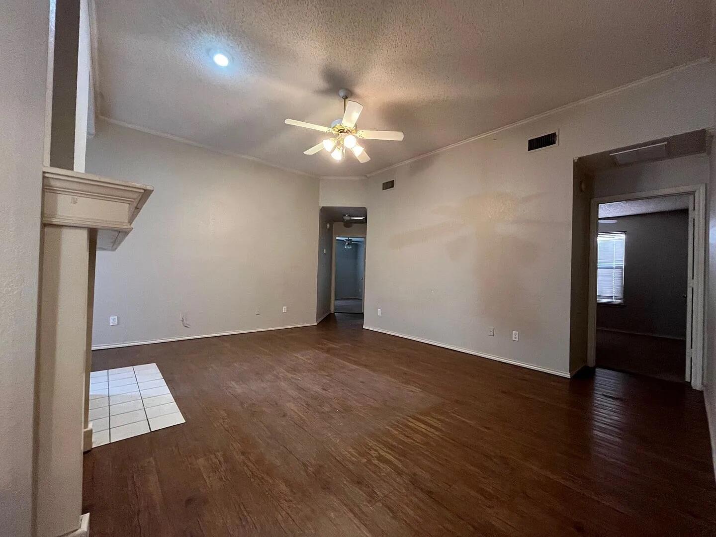 6113 8th Drive Lubbock, TX 79416 - Photo 7 of 12 3760ca15678dc692624bee1ef860129c-uncropp