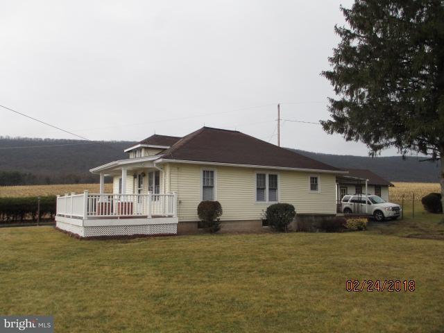 298 North Good Spring Road Hegins, PA 17938 - Photo 2 of 18 Side