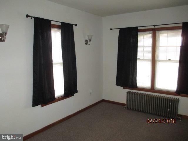 298 North Good Spring Road Hegins, PA 17938 - Photo 9 of 18 Living
