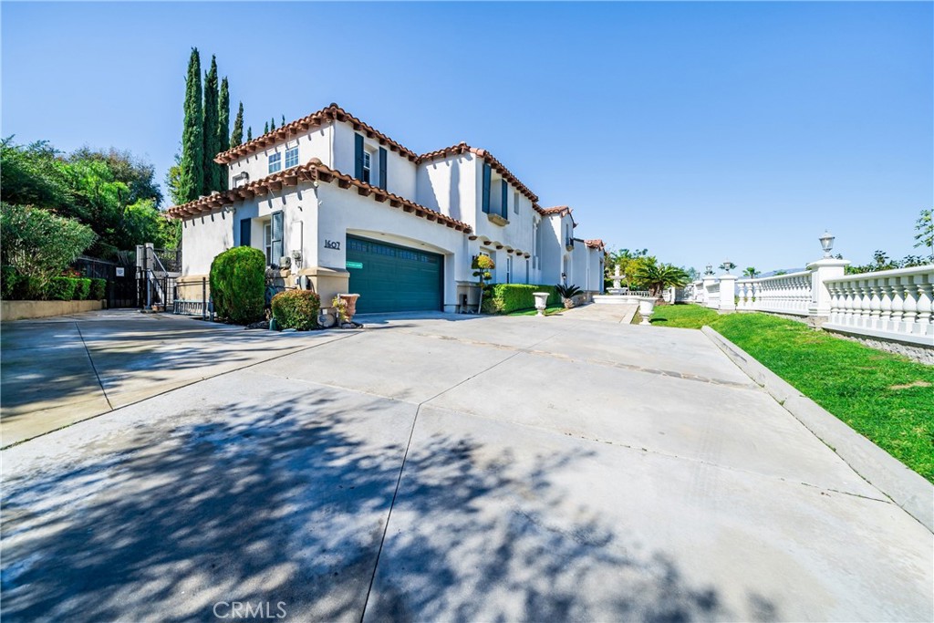 1607 Green Ridge Terrace West Covina, CA 91791 - Photo 6 of 55