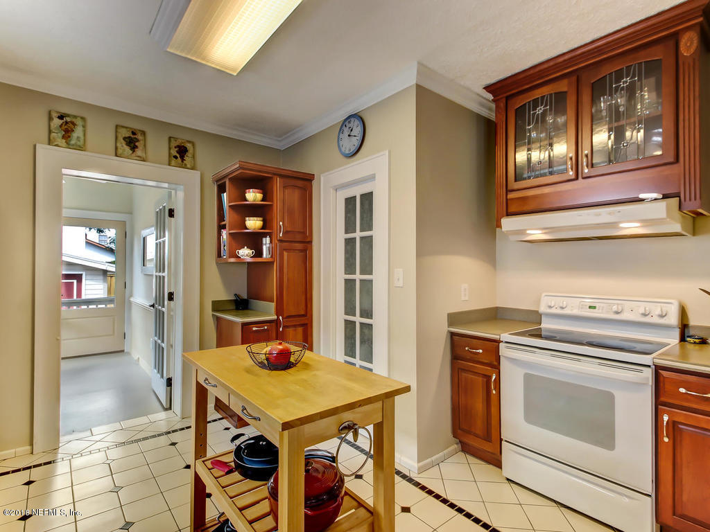 3659 Riverside Avenue Jacksonville, FL 32205 - Photo 10 of 28 Kitchen