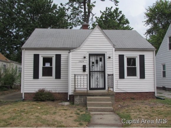 2524 South 5th Street Springfield, IL 62703 - Photo 1 of 15