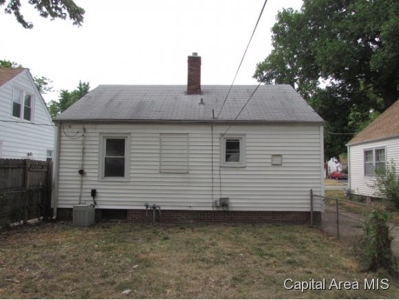 2524 South 5th Street Springfield, IL 62703 - Photo 5 of 15
