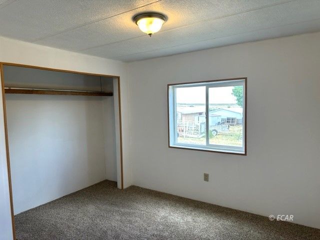 725 Spring Valley Parkway Spring Creek, NV 89815 - Photo 14 of 19 Gallery Image 14