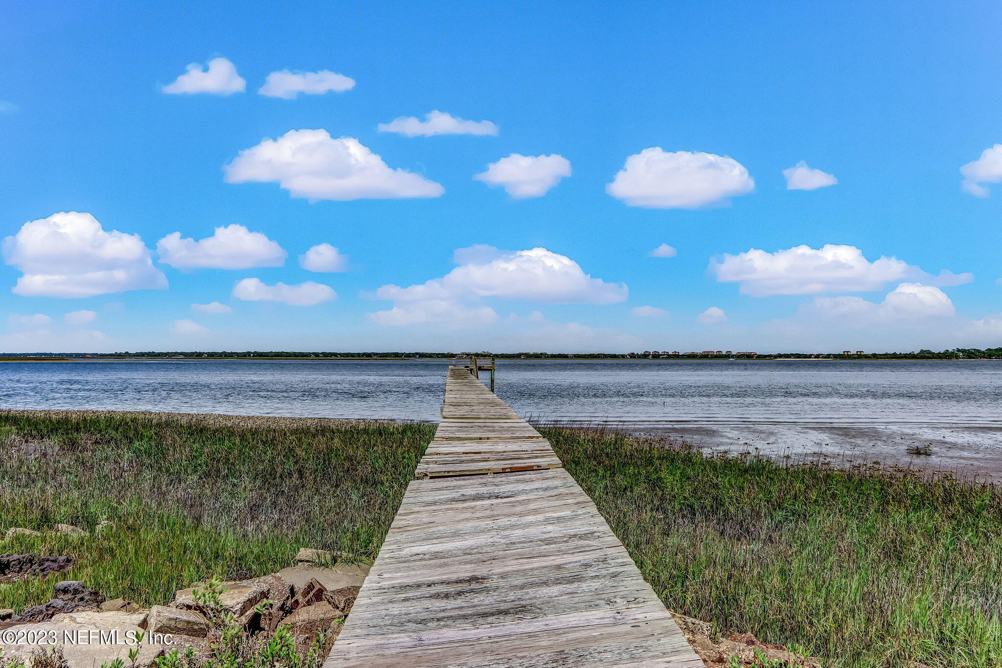 16225 Shellcracker Road Jacksonville, FL 32226 - Photo 5 of 18 a view of a terrace