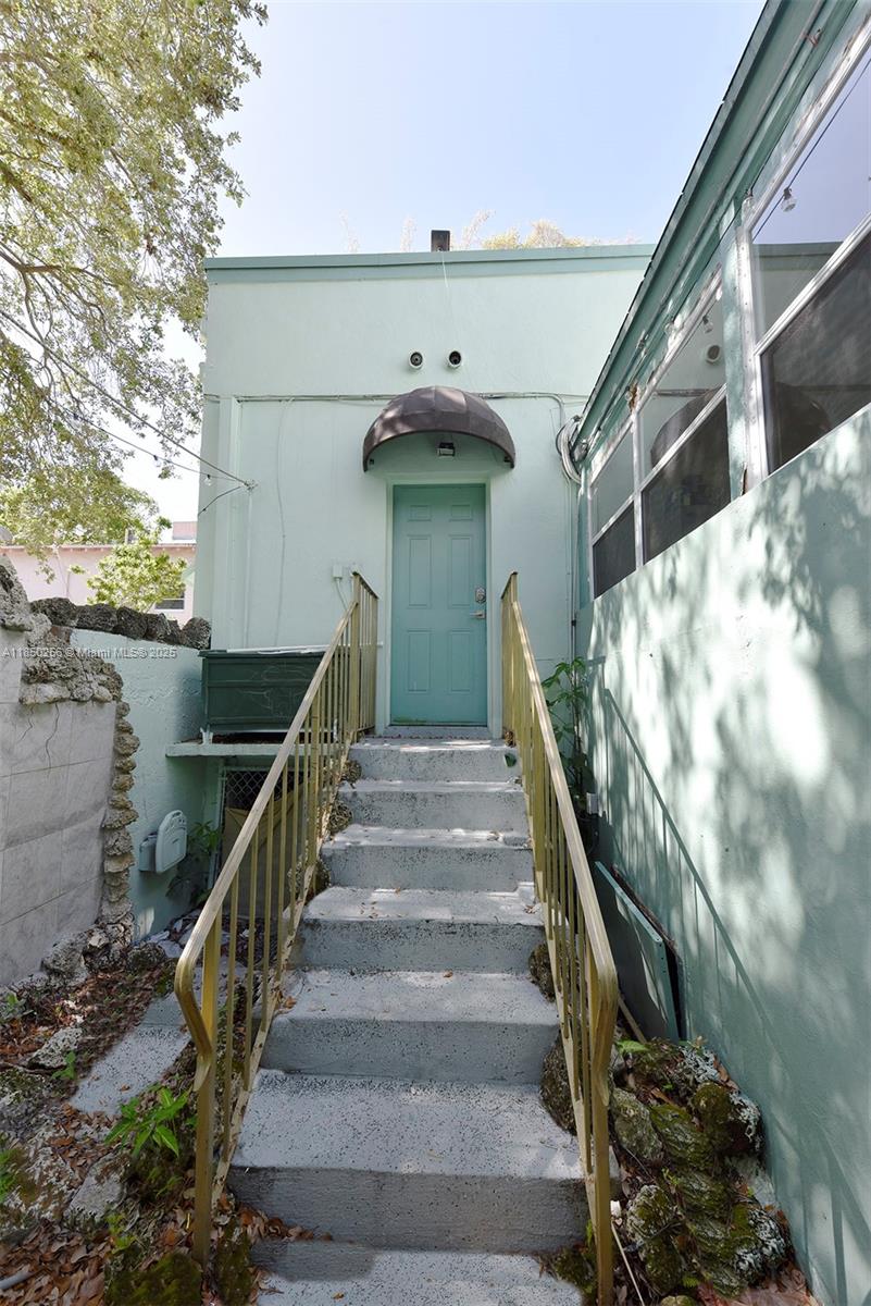 7613 Biscayne Boulevard, Unit 1 Miami, FL 33138 - Photo 3 of 16 a view of entryway