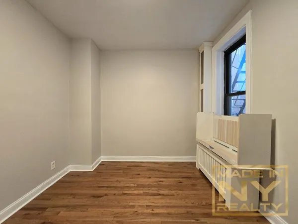 $2,495 | 25-21 31st Avenue, Unit A12 | Astoria