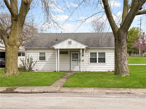 $92,500 | 1416 South Lawn Drive, Mattoon, IL 61938