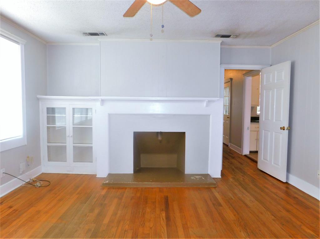 1609 North Locust Street Denton, TX 76201 - Photo 5 of 18 Gallery Image 5