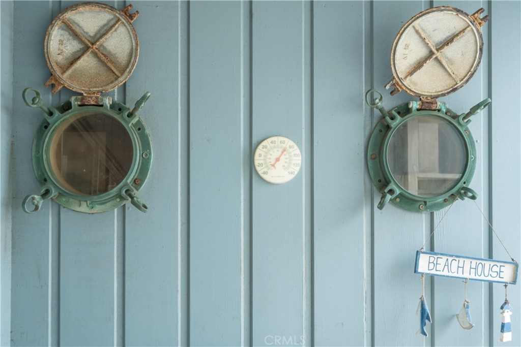 94 A Surfside Seal Beach, CA 90740 - Photo 16 of 33 Who doesn't want a porthole?
