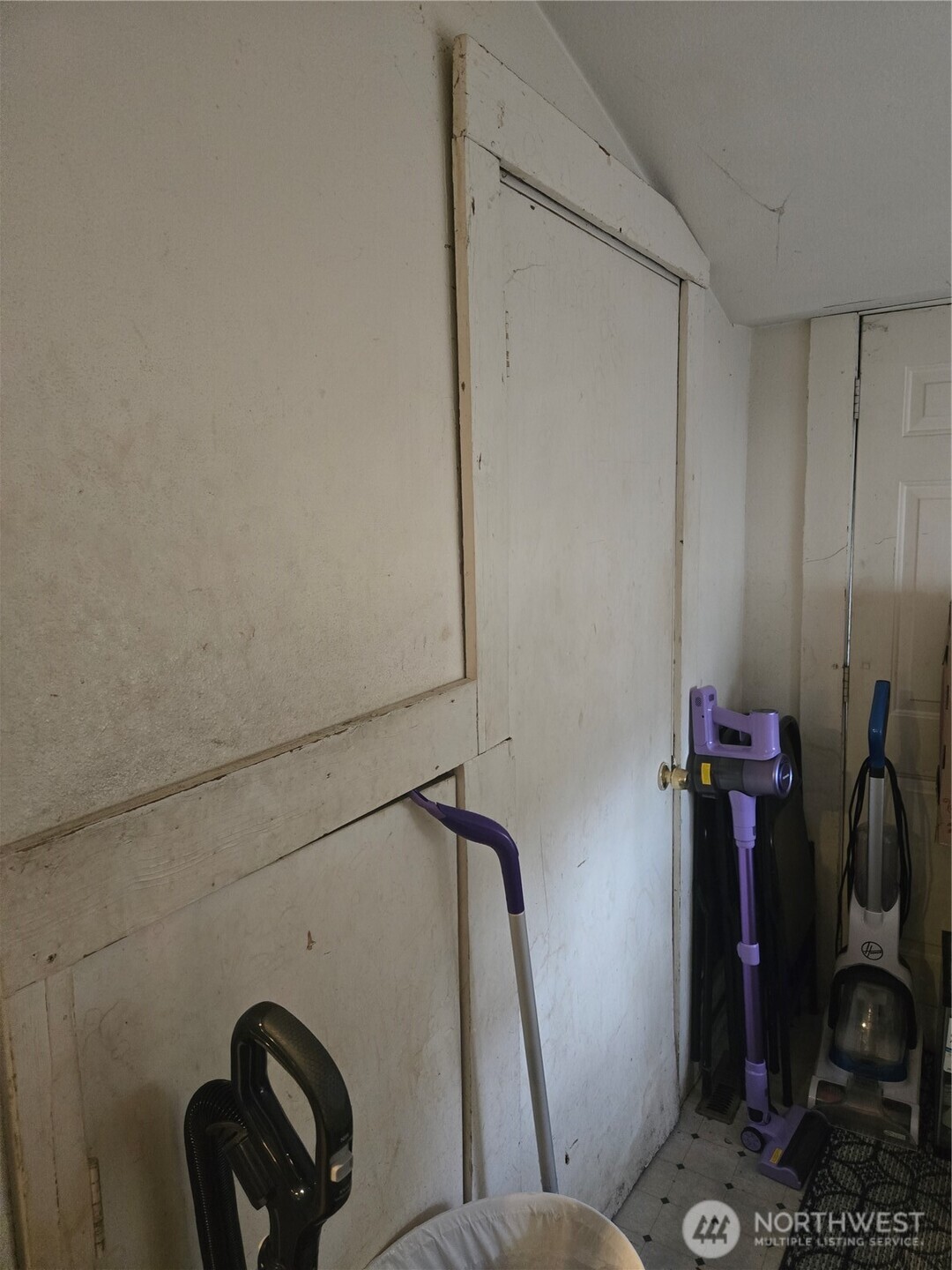 7610 Union Mills Road Southeast Lacey, WA 98503 - Photo 17 of 25 a bathroom with a sink