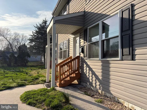 $2,750 | 5517 Schumacher Drive, Unit B, Bristol, PA 19007