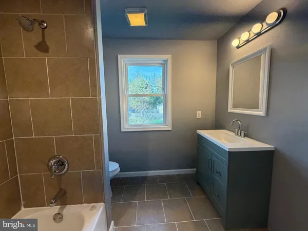 $2,750 | 5517 Schumacher Drive, Unit B, Bristol, PA 19007