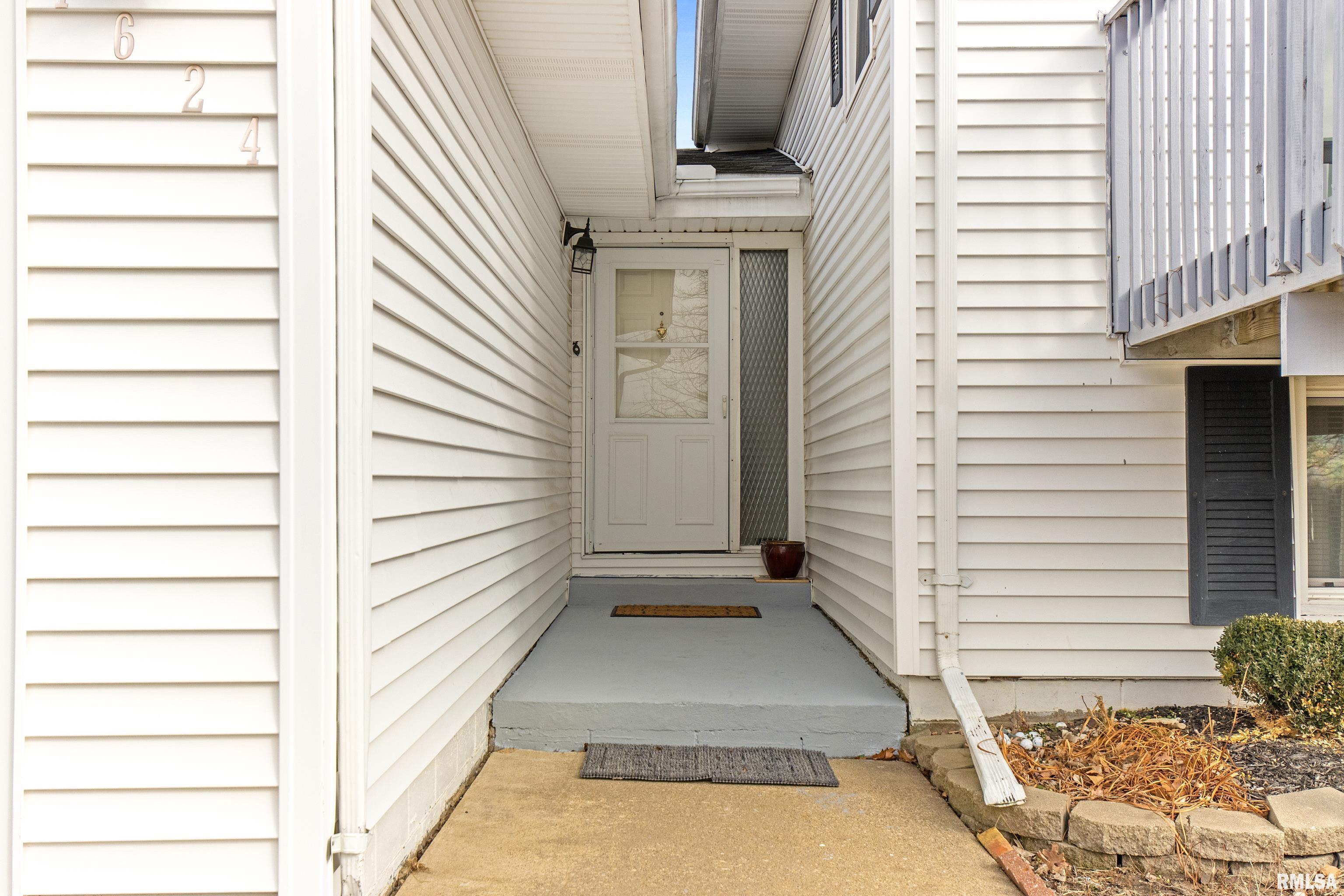 7624 North Radnor Road Peoria, IL 61615 - Photo 9 of 33 Gallery Image 9