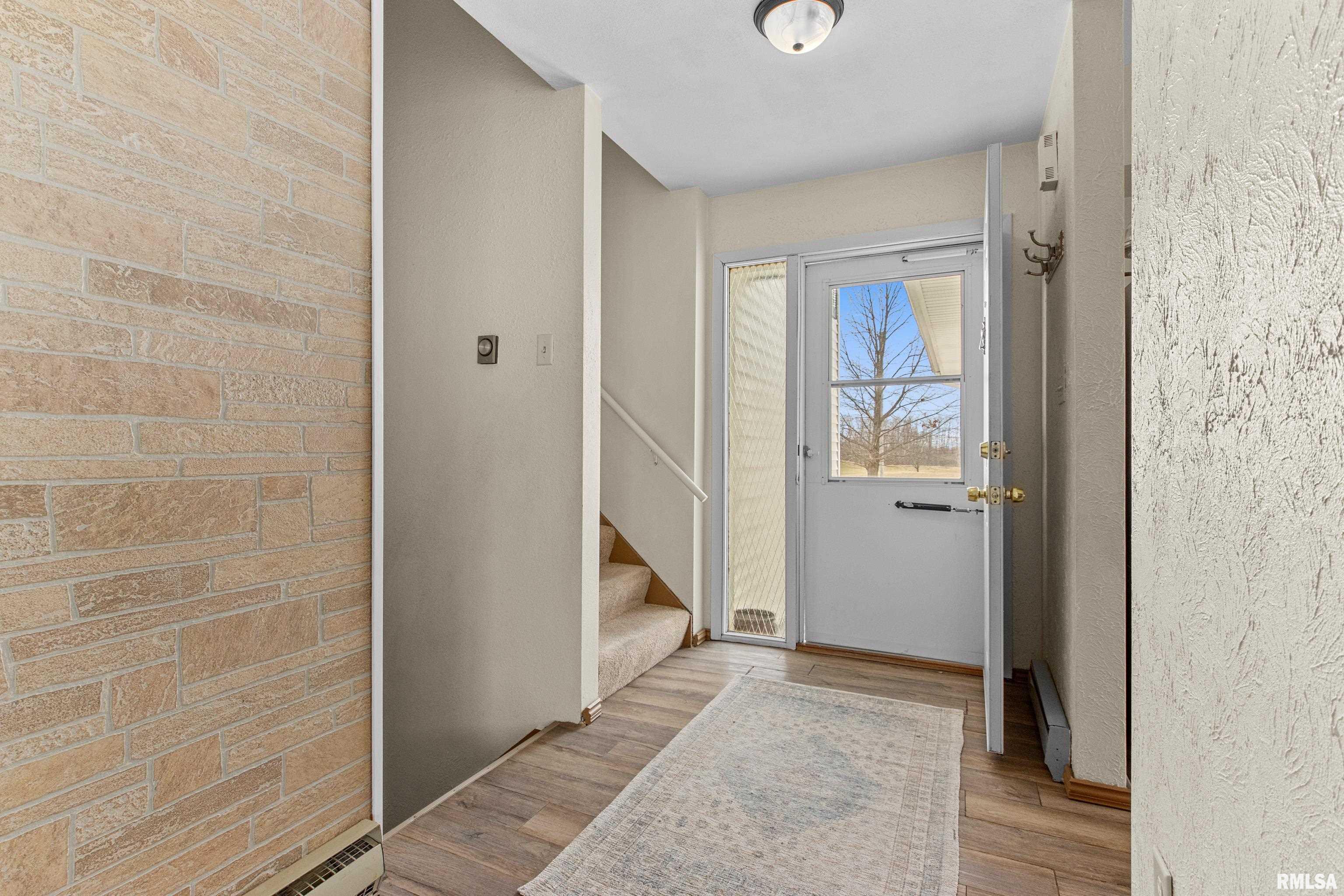 7624 North Radnor Road Peoria, IL 61615 - Photo 10 of 33 Gallery Image 10