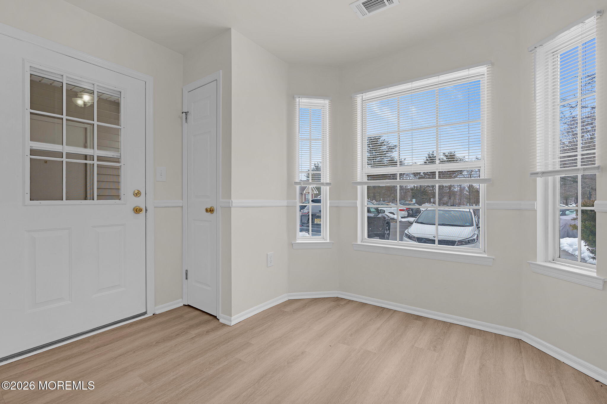12 High Pointe Way Matawan, NJ 07747 - Photo 17 of 31 an empty room with windows