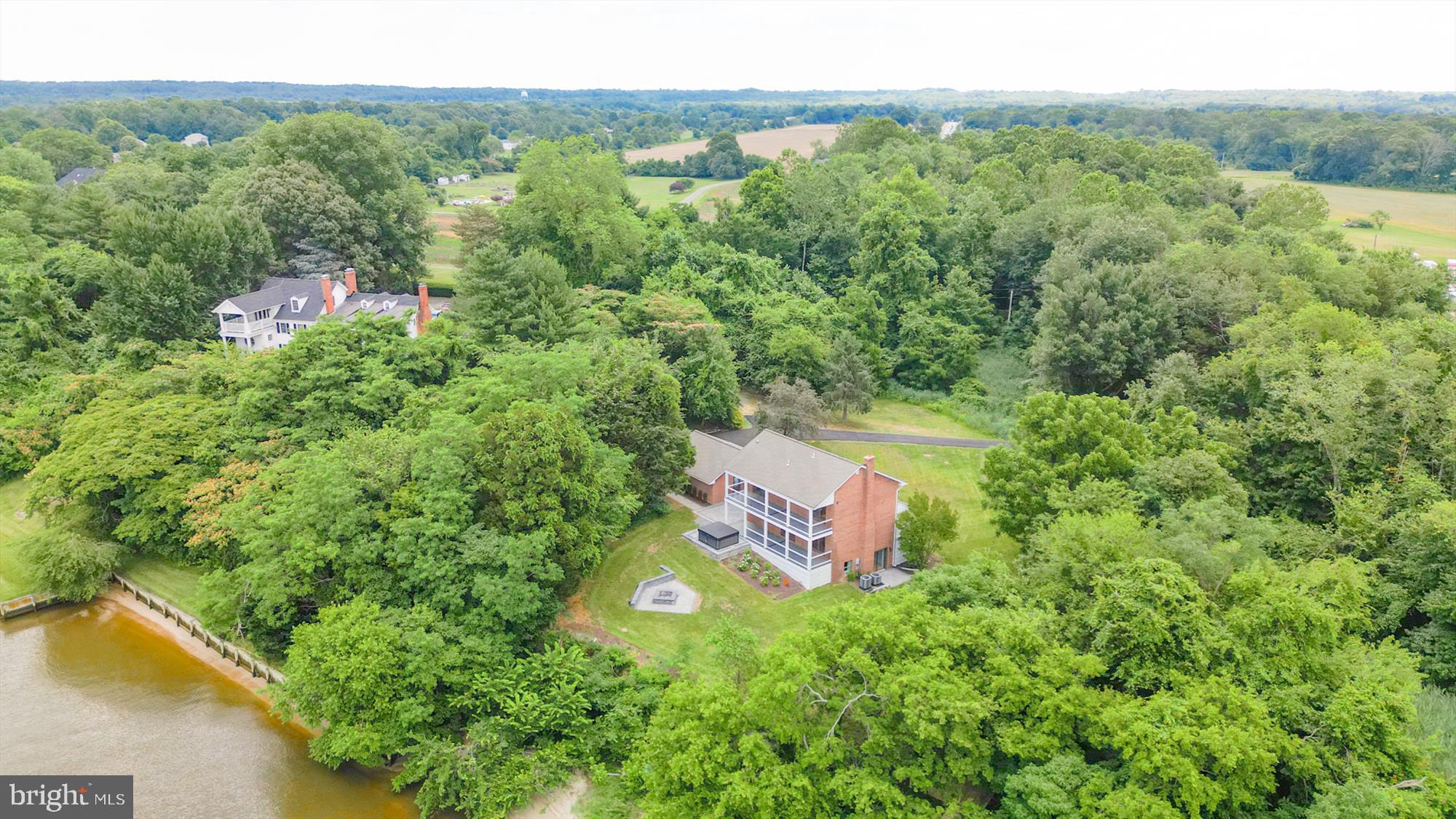 6885 Hallowing Point Road Prince Frederick, MD 20678 - Photo 5 of 63