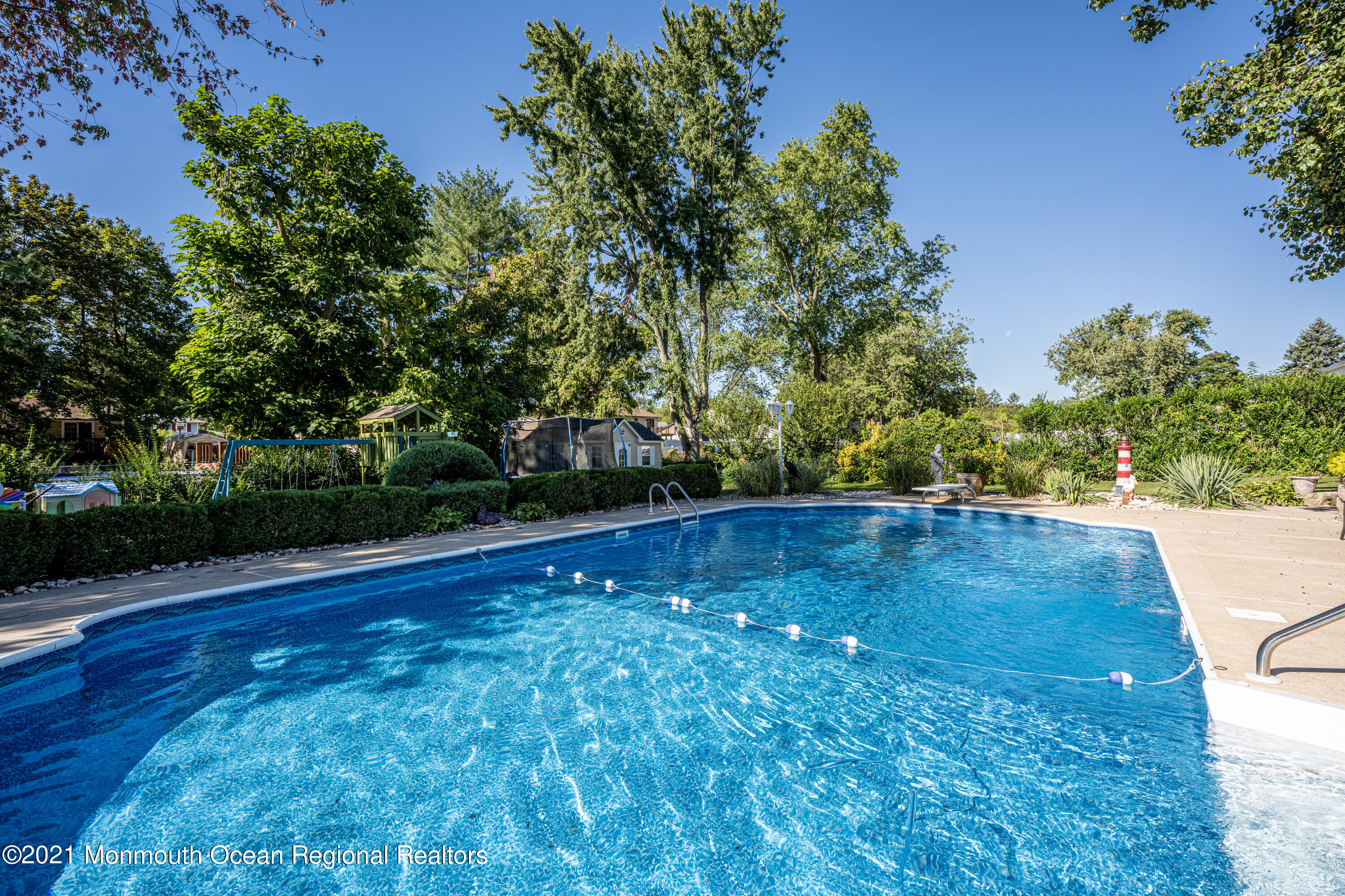 7 Westbrook Road Howell, NJ 07731 - Photo 27 of 32