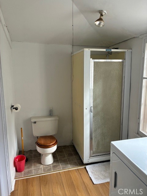 1414 Marin Street Corning, CA 96021 - Photo 62 of 71 a spacious bathroom with a toilet and a shower