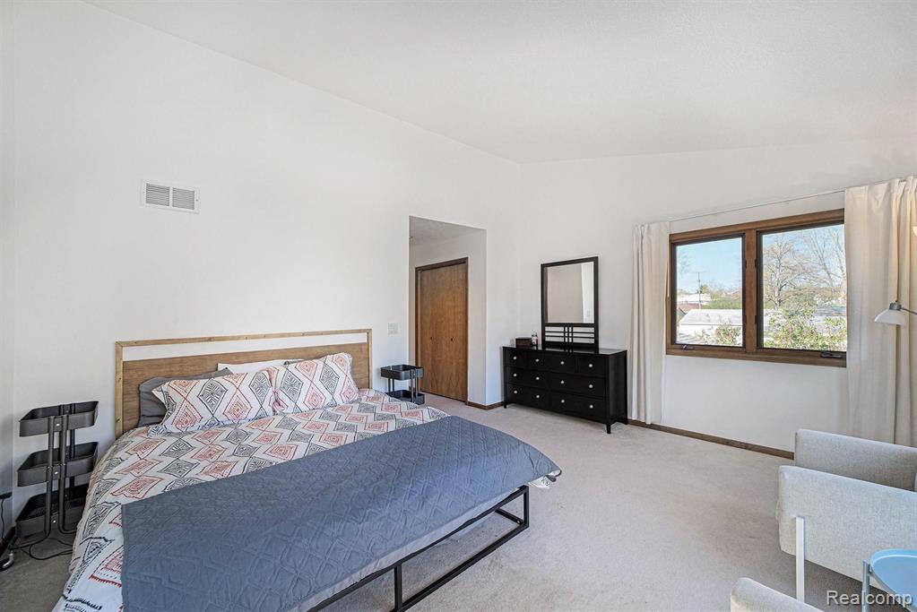 3627 Normandy Road Royal Oak, MI 48073 - Photo 22 of 29