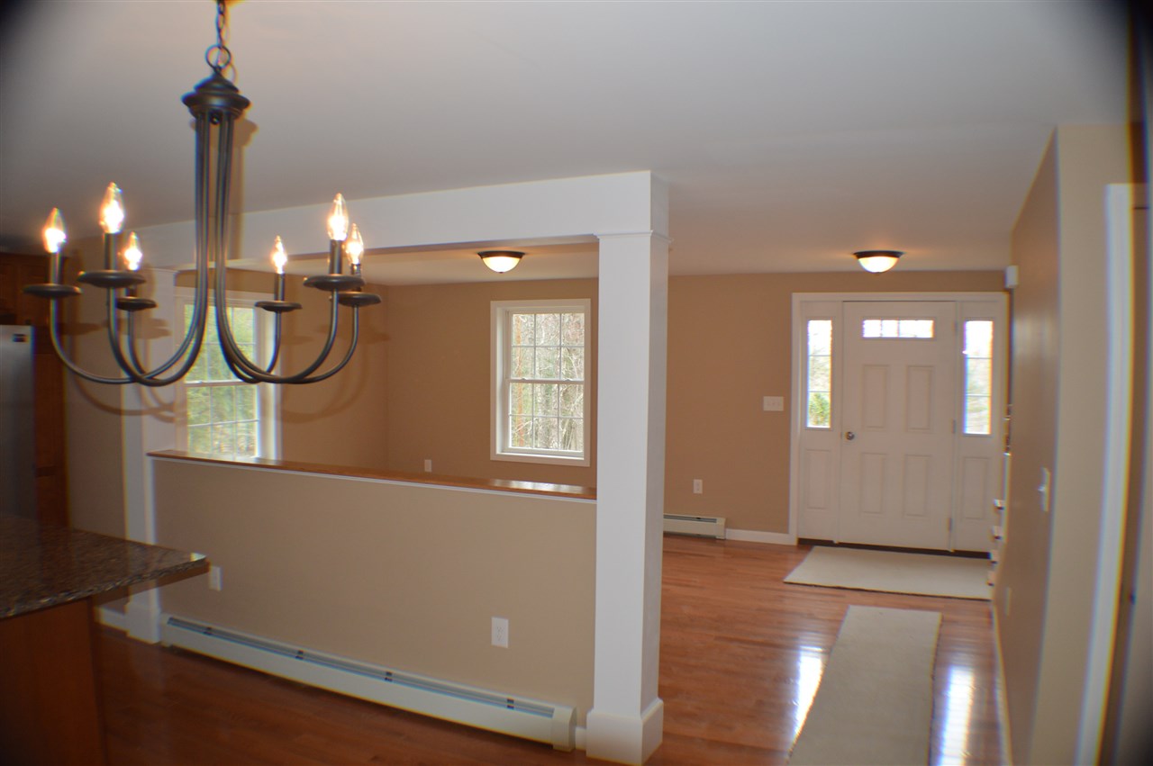 934 Strafford Road Barrington, NH 03825 - Photo 5 of 7