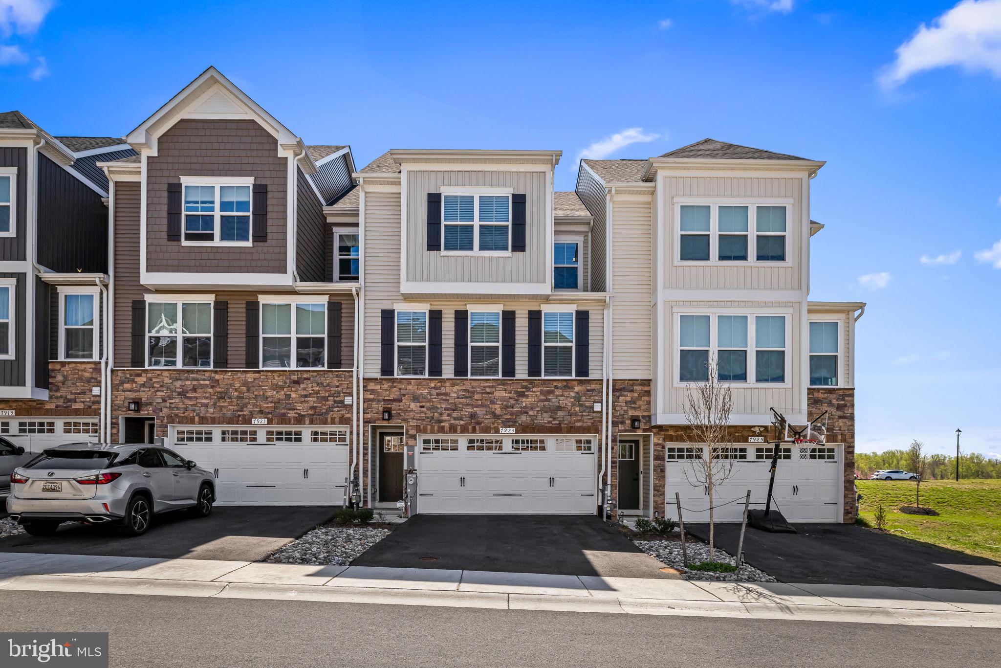 7923 Olive Branch Way Laurel, MD 20723 - Photo 2 of 32
