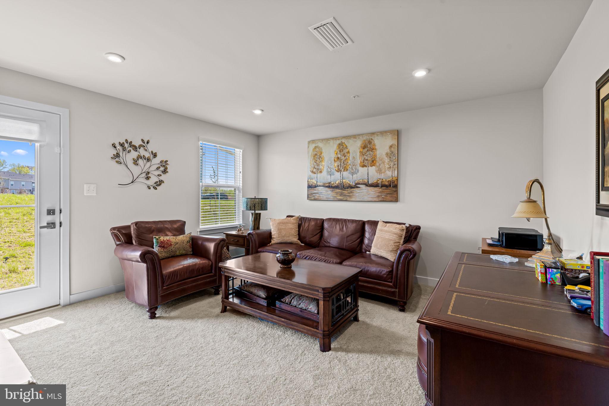 7923 Olive Branch Way Laurel, MD 20723 - Photo 5 of 32