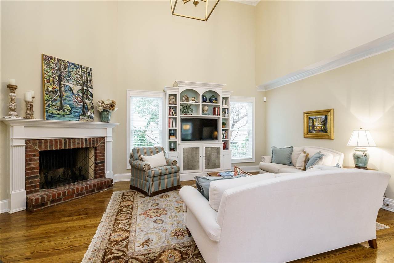 1402 Chester Road Raleigh, NC 27608 - Photo 12 of 25 Living Room