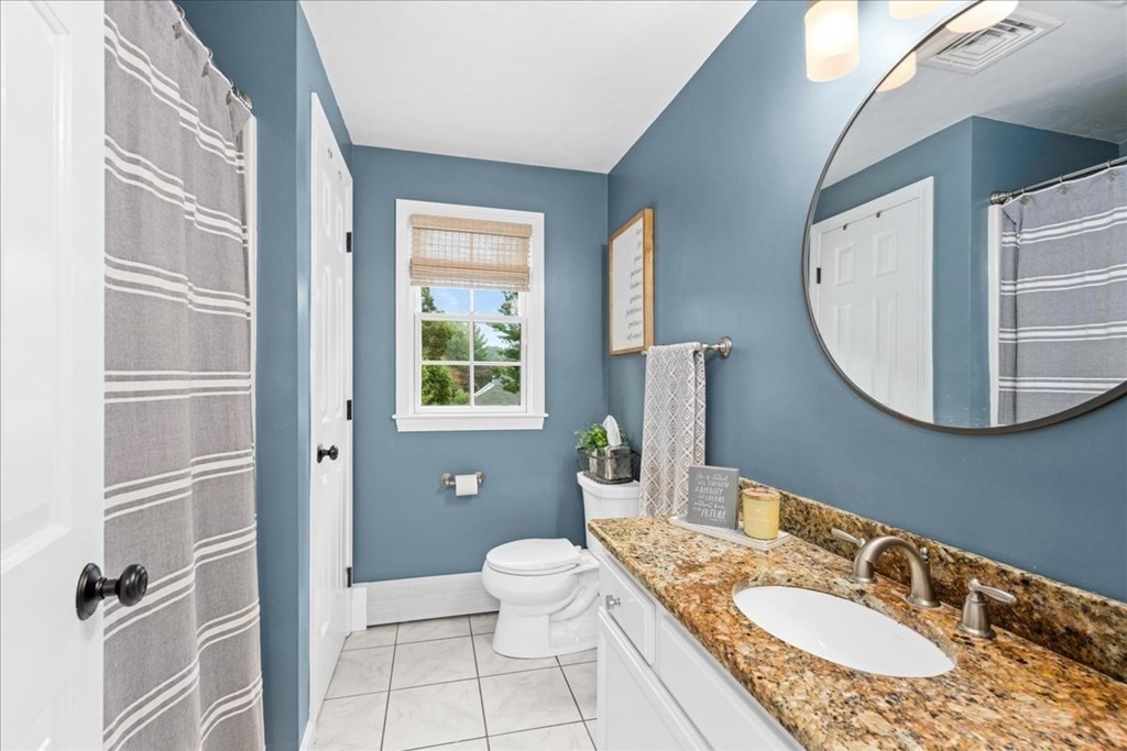 22 Wildflower Drive Sutton, MA 01590 - Photo 24 of 42