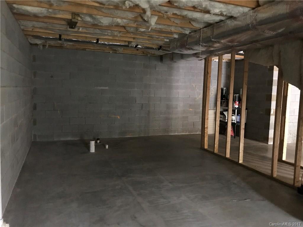 268 Jones Road, Unit 4 Fletcher, NC 28732 - Photo 17 of 20 Gallery Image 17