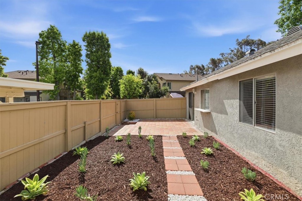11 Fairside Irvine, CA 92614 - Photo 24 of 34