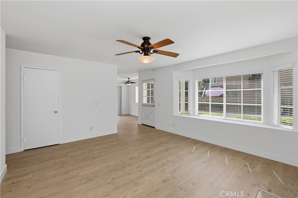 11 Fairside Irvine, CA 92614 - Photo 6 of 34