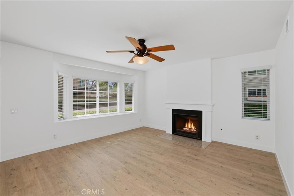 11 Fairside Irvine, CA 92614 - Photo 7 of 34