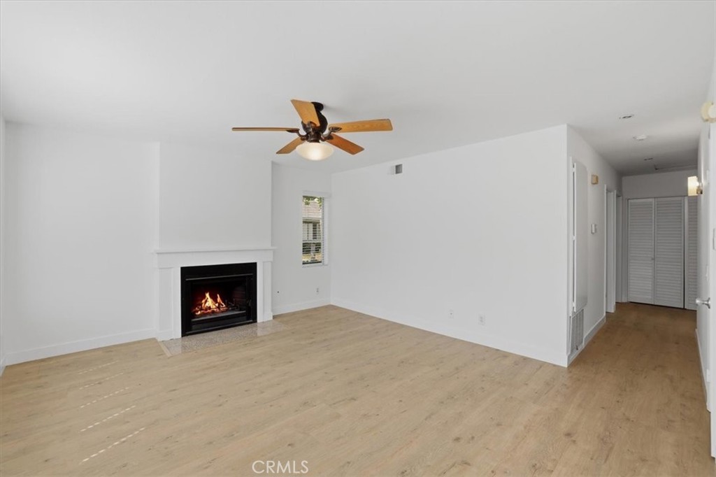 11 Fairside Irvine, CA 92614 - Photo 9 of 34